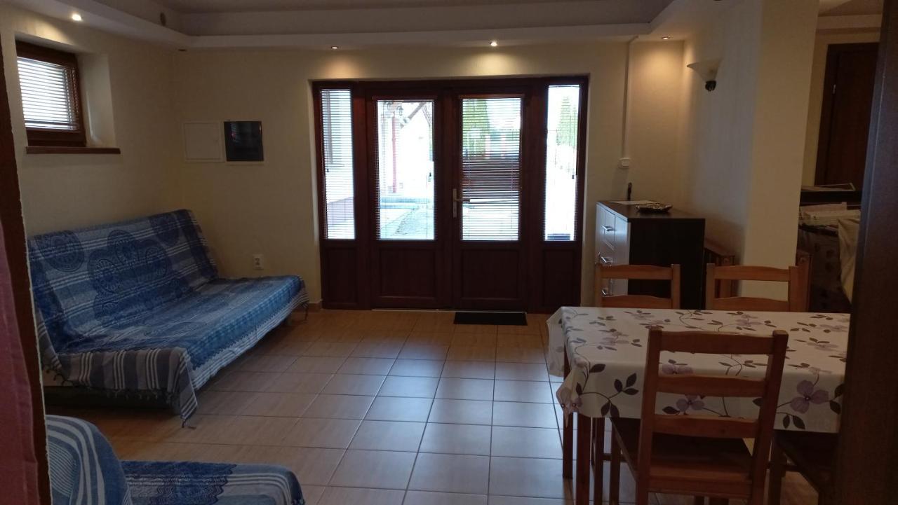 Apartamenty Warka Exterior photo